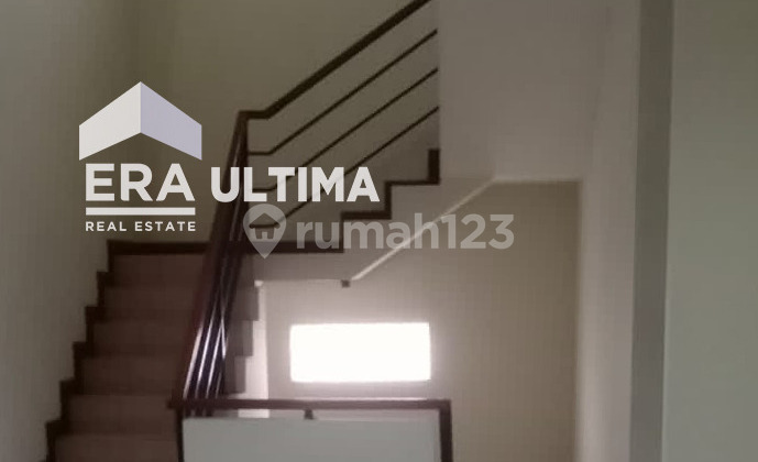 Well-Maintained Ruko Ready to Occupy in Amir Mahmud, Cimahi. Well-Maintained Ruko Ready to Occupy in Amir Mahmud, Cimahi.