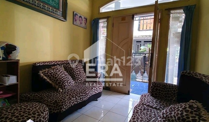 Rumah 2 Lantai Terawat di Antapani Bandung Rumah 2 Lantai Terawat di Antapani Bandung