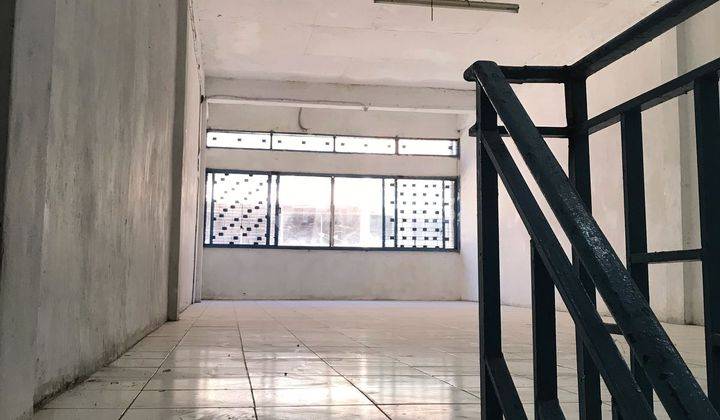 Ruko Bandengan 4,5x15 Plong Kawasan Ramai Sertifikat 1