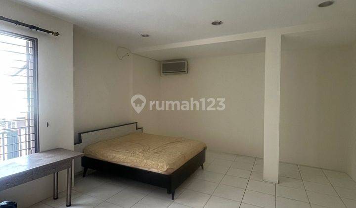 Rumah Camar Permai Pik1 7x23 2lt Semi Furnish Siap Huni 2