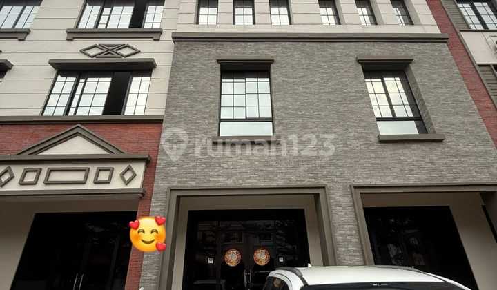 Ruko Pik2 Osaka 4,5x15 3lantai Cocok Untuk Buksa Usaha