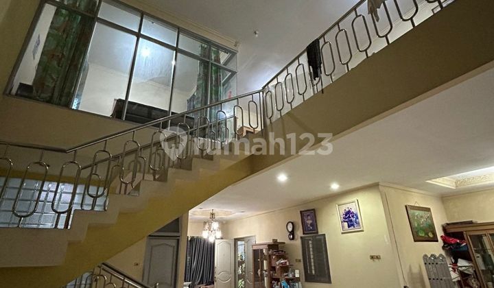 Rumah pik1 Camar permai 10x21 2lantai Furnish Hadap selatan