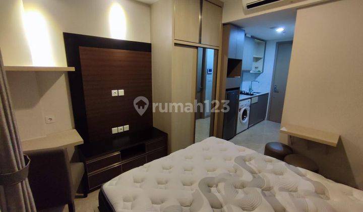 Full Furnish Gold Coast Studio 28m2 Rapih Siap Huni City View 1