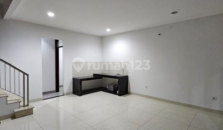 Rumah Golf Island Pik 6X12,5 3Lantai Unfurnished Sudah Sertifikat