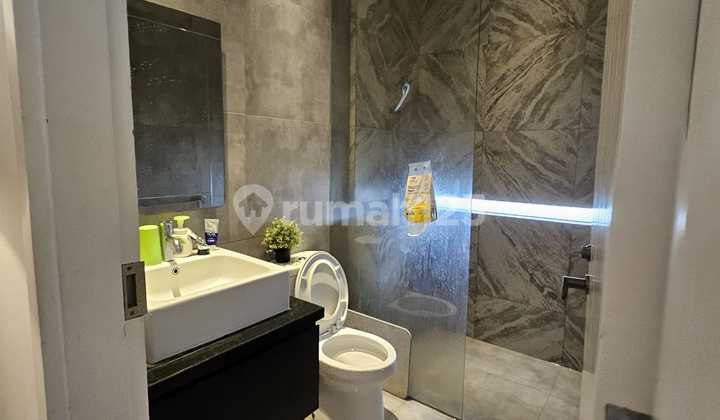 Rumah Pik1 Bgm 8X18 Fully Renovasi Semi Furnish Sudah Sertifikat 2