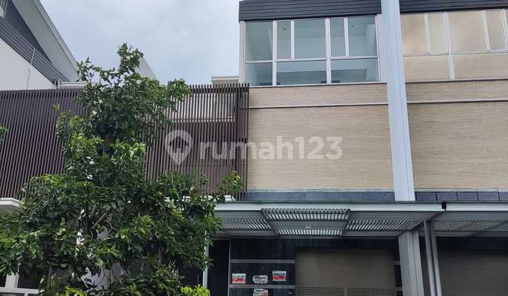 Rumah Mozart Brand New Uk 10X30m2 ,Lift, View Golf