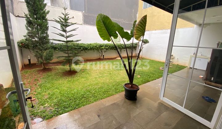 Turun Harga Rumah Pik Rome 10x25 2,5lt Furnished Mewah 2