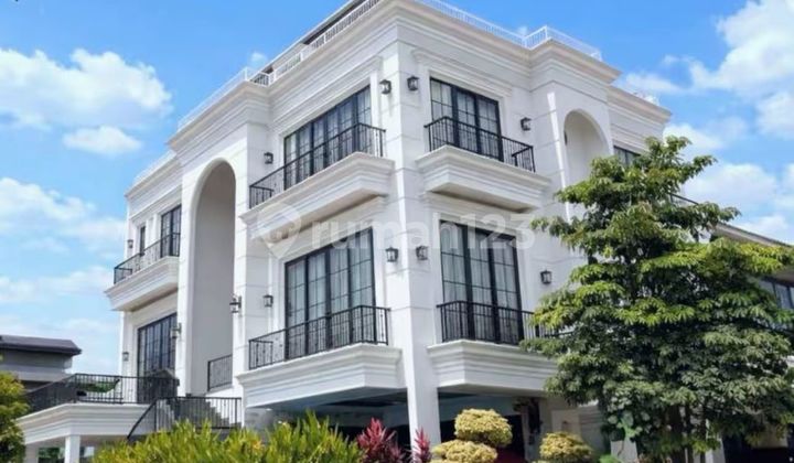 Rumah Brandnew Mewah Golf Island Luas Tanah 300M2 , LB 700M2 + Kolam Renang