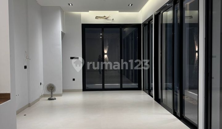 Rumah Muara Karang Blok 6 8X20 Brand New Siap Huni