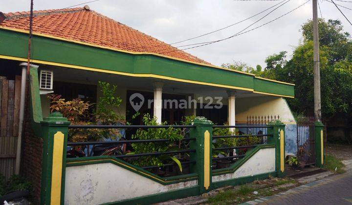 1667. Rumah di Jl Ratu Ayu Wage Taman Sidoarjo 2