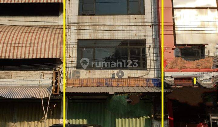 1609. Dijual Ruko Jalan Semarang Surabaya Jawa Timur 1