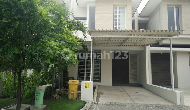 1317. Rumah Prambanan Kertabumi, Wiyung Surabaya Barat 1317. Rumah Prambanan Kertabumi, Wiyung Surabaya Barat