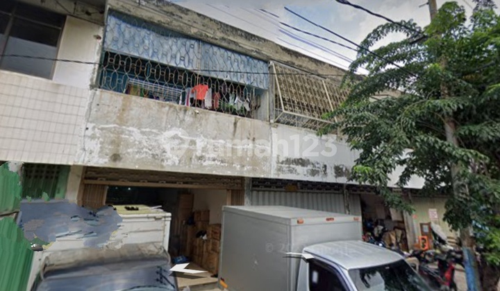 1302. Ruko Jl Kranggan Bubutan Surabaya Pusat 1302. Ruko Jl Kranggan Bubutan Surabaya Pusat