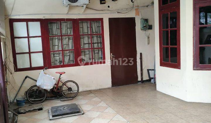 1568. Rumah Kost Aktiv Jl. Siwalankerto Permai I  2