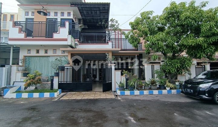 1410. Rumah 2 Lantai Pondok Jati Sidoarjo 