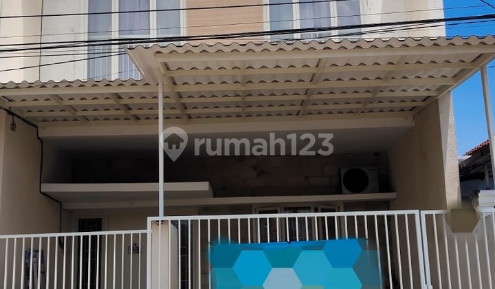 1407. Rumah Nirwana Eksekutif Rungkut Surabaya 2