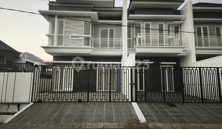 Li85 Rumah Dijual Jemursari Wonocolo Tenggilis Surabaya Selatan