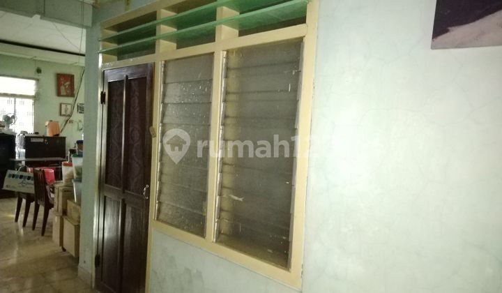 1921. House for Sale on WR Supratman Street, Mayangan Probolinggo 2