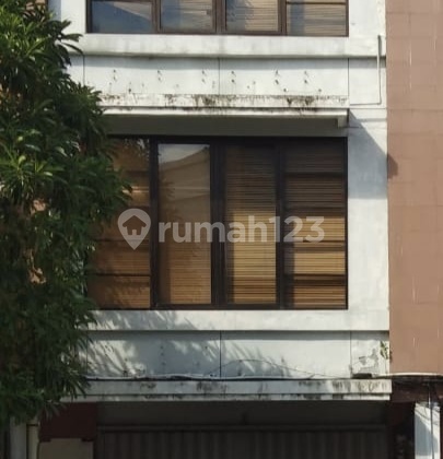 1939. FOR SALE Shop House at Juanda Business Center, Raya Juanda, Sidoarjo 2
