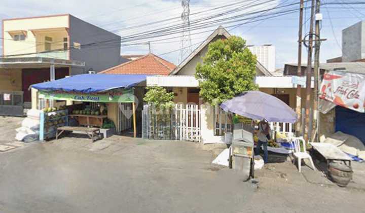 1877. For sale: house + boarding rooms on North Kutisari Main Road. 2