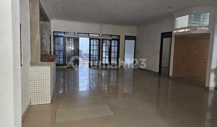 1996. Ready-to-Occupy House for Sale in Baruk Rungkut, East Surabaya