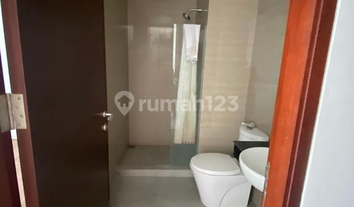 2015. For Sale Apartment The Linden Marvell City Ngagel Surabaya 2