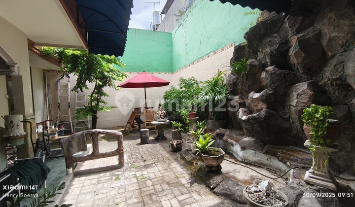 1976. Rumah Bagus Taman Asri Pondok Tjandra Indah Waru Sidoarjo  2