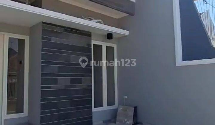 CC04. Rumah Tengah Kota Manyar Kertoadi surabaya 2