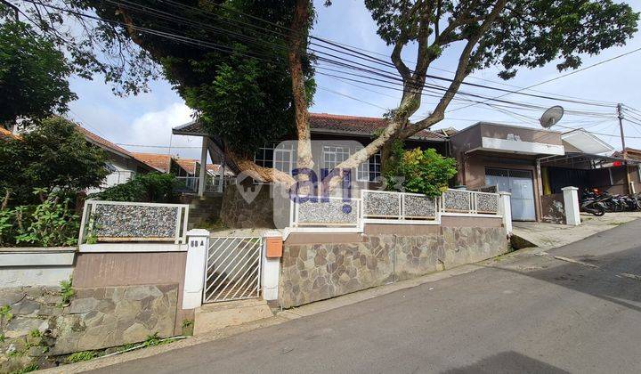 Rumah Unfurnished SHM di Setiabudi Atas, Bandung 1