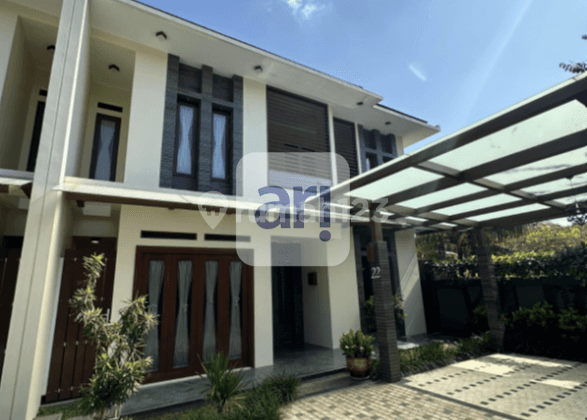 Rumah Lux Furnished Kolam Renang View Gunung di Ciumbuleuit, Bandung Utara 2