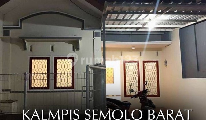 House in Klampis Semolo Barat, East Surabaya