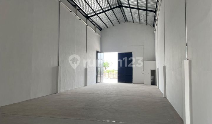 Warehouse For Rent In Prambanan Bizland, Cerme Street, Gresik.