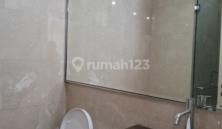 One Icon Apartment 2Br, Tunjungan Plaza, Central Surabaya. One Icon Apartment 2Br, Tunjungan Plaza, Central Surabaya.