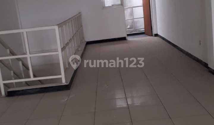 For Sale, 3-Story Shophouse, Jl. Raya Driyorejo No. 129, Gresik