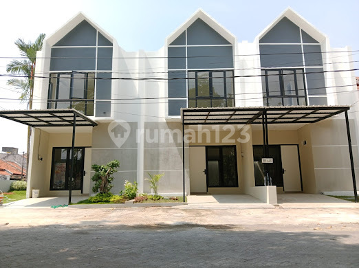 Dijual Rumah Kos2an Baru, Rungkut Asri Timur, Surabaya Timur