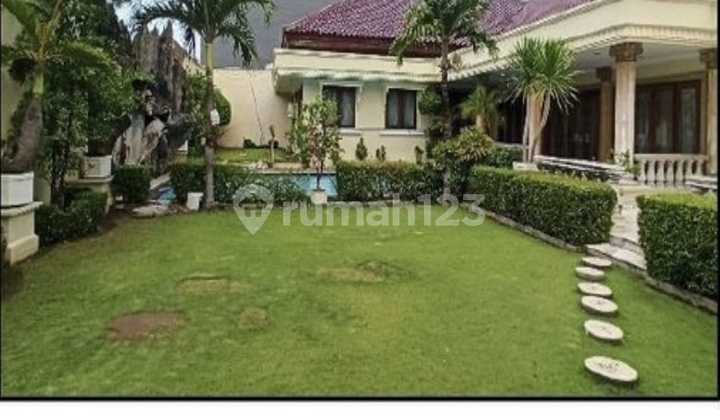 Rumah Mewah Jalan Raya Jemur Andayani, Surabaya. Rumah Mewah Jalan Raya Jemur Andayani, Surabaya.