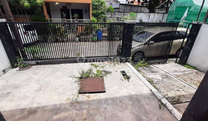 Dikontrakkan Rumah Pakal Residence Blok D, Surabaya Barat. 2