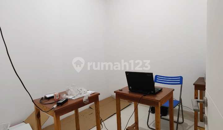 For Rent: Ruko in Greenwich Business Park, Facing Main Road, 2 Floors, Premium Area BSD Serpong 2