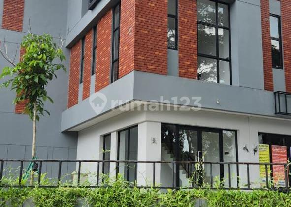 For Rent 3-Story Hook Shop in BSD Strategic Location For Rent 3-Story Hook Shop in BSD Strategic Location