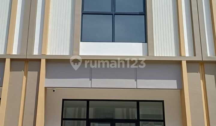 For Rent 2-Story Shop House Gading Serpong