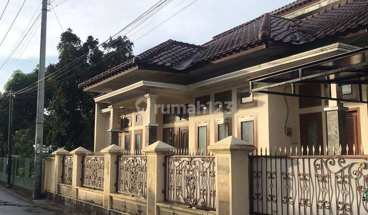 Rumah 2 Lantai di Jl Sawa 106A sleman DIY 1