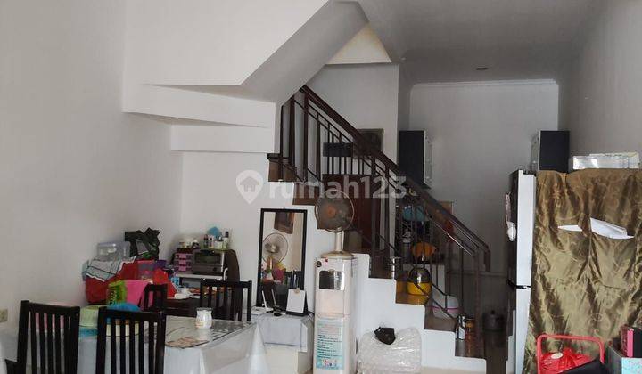 Di jual cepat rumah bagus, jalanan masuk 1 mobil, bisa di buat kos2an, aman dan nyaman 2