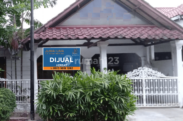 Dijual Rumah Dengan Tanah Yang Luas di Karang Tengah Ciledug 1