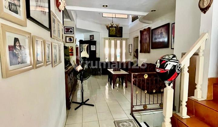 Dijual Rumah Mediterania Minimalis dilingkungan nyaman Villa Bintaro Regency, Tangsel 2