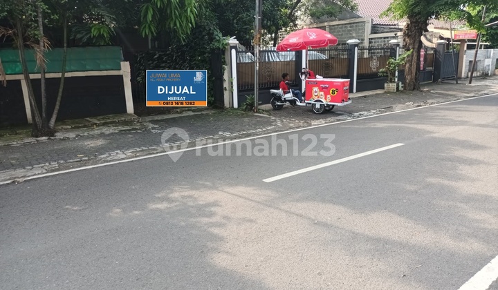 Dijual Rumah di Kemandoran, Grogol Utara, Kebayoran Lama - Jakarta Selatan