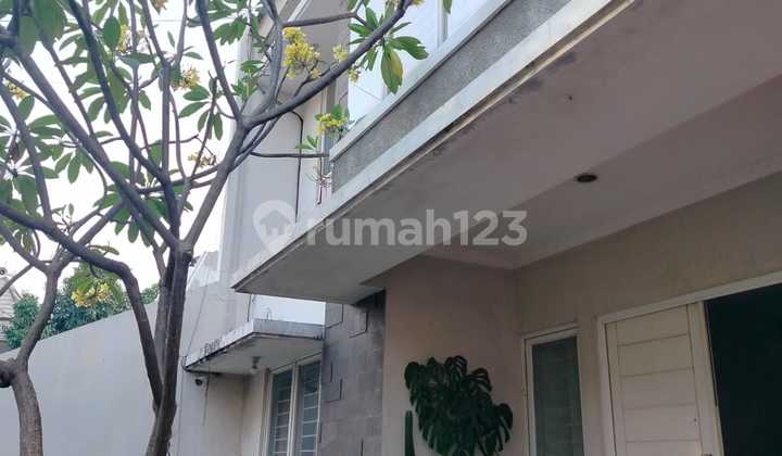 Dijual Rumah Murah di Lingkungan Sek.9 Bintaro, Tanggerang Selatan 2