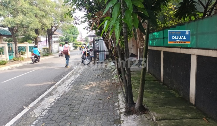 Dijual Rumah di Kemandoran, Grogol Utara, Kebayoran Lama - Jakarta Selatan 2
