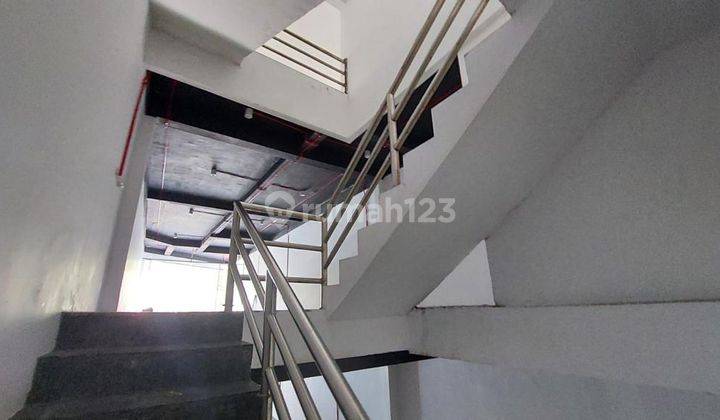Ruko Strategis di Area Kemang, Harga Sewa Murah 3
