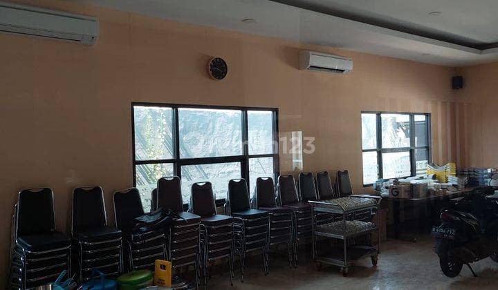 Bangunan Bagus Untuk Resto di Area Menteng 4