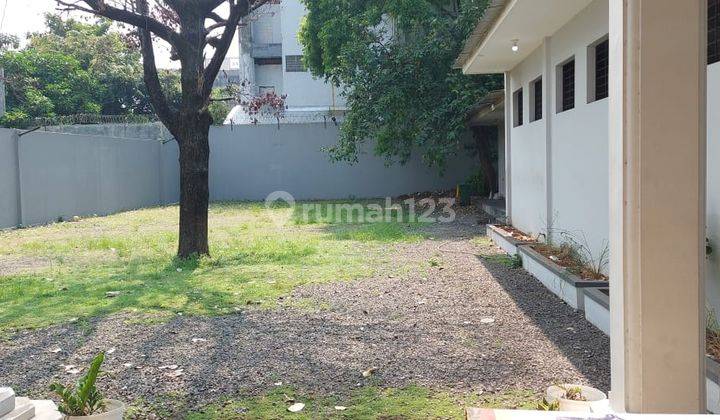 Bangunan Bagus Untuk Resto di Area Menteng 7